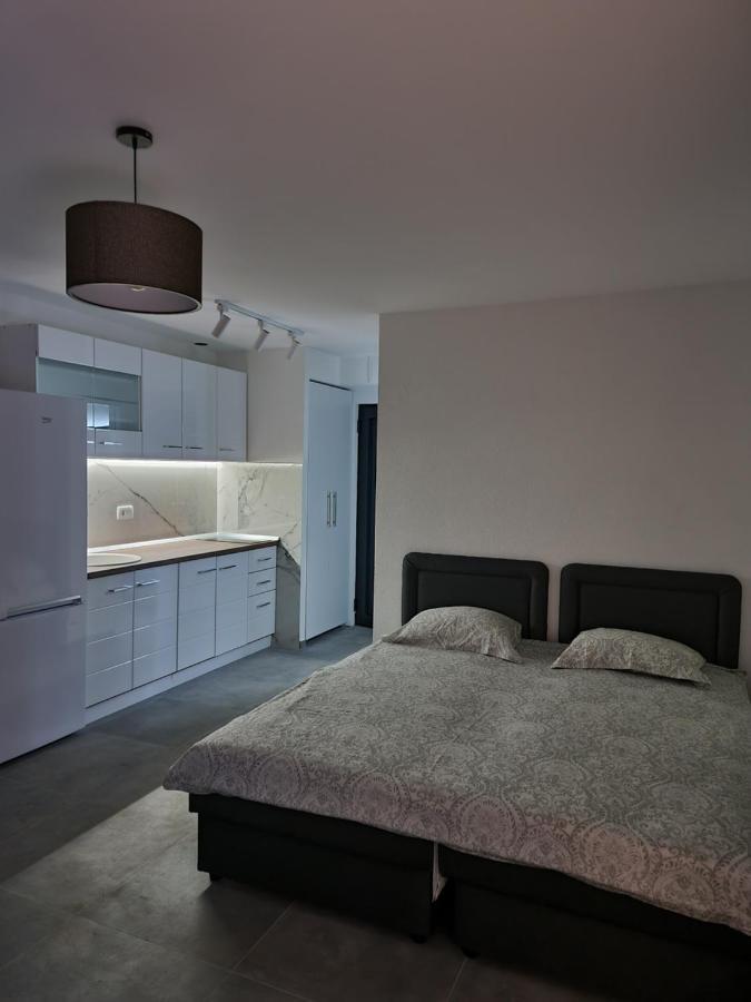 Apartments Vranes Tivat Ngoại thất bức ảnh