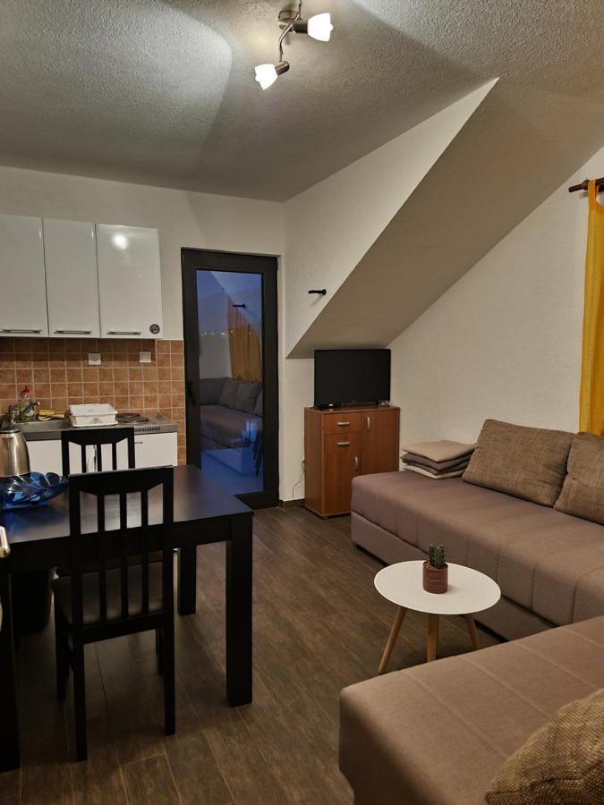 Apartments Vranes Tivat Ngoại thất bức ảnh