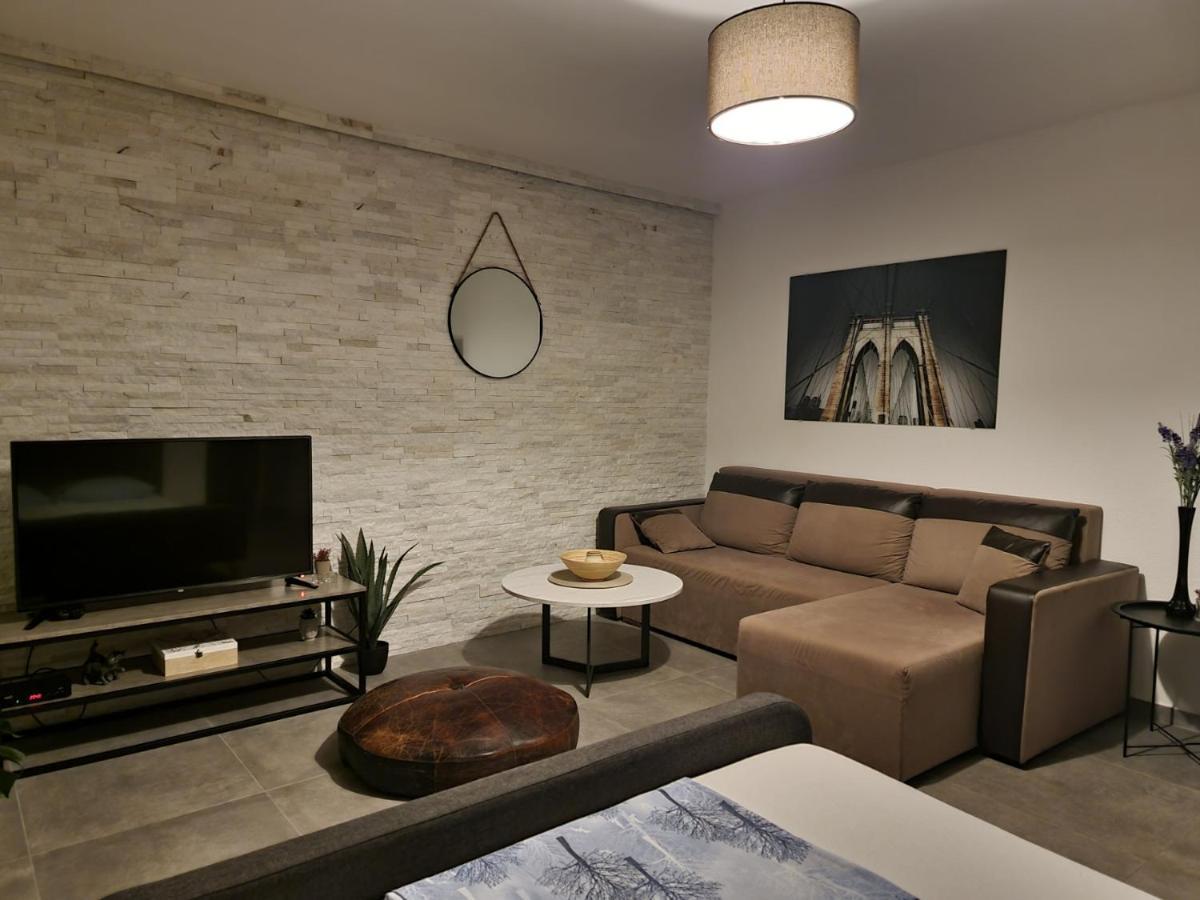 Apartments Vranes Tivat Ngoại thất bức ảnh