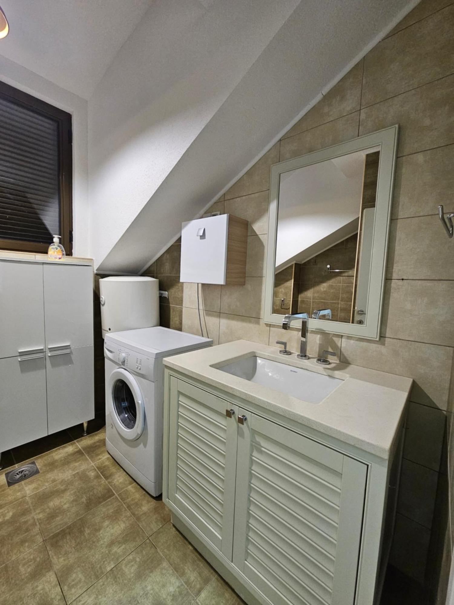 Apartments Vranes Tivat Ngoại thất bức ảnh